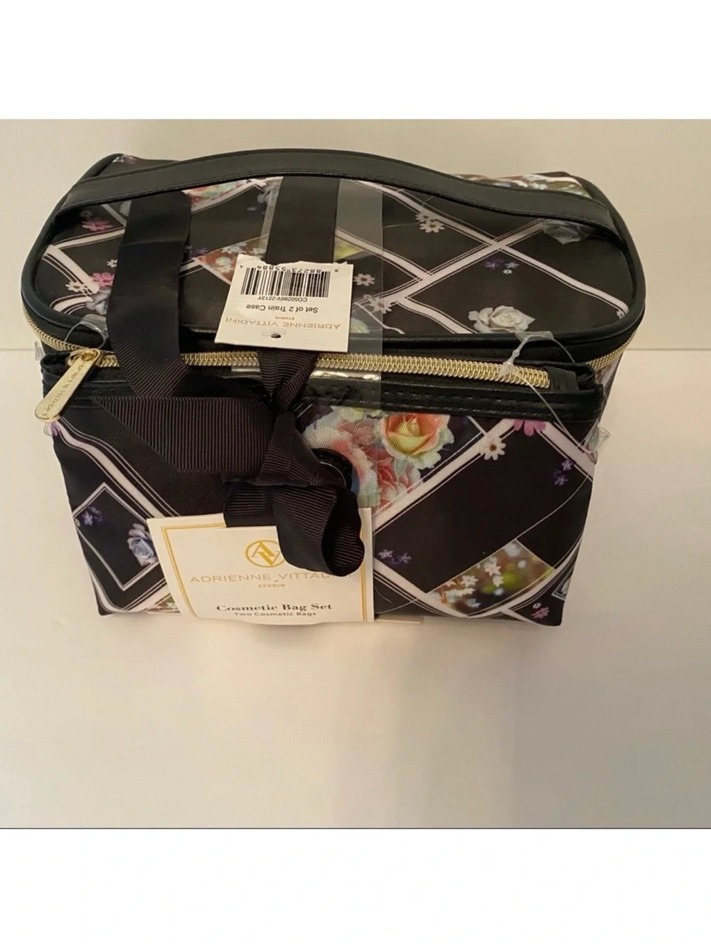 ADRIENNE VITTADINI COSMETIC BAG SET NEW 2 PC TWO PIECE BLACK WHITE FLORAL NWT